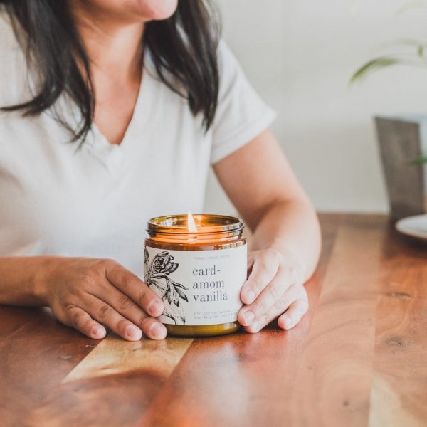 CardamonVanilla 16ozCandle BTB 006